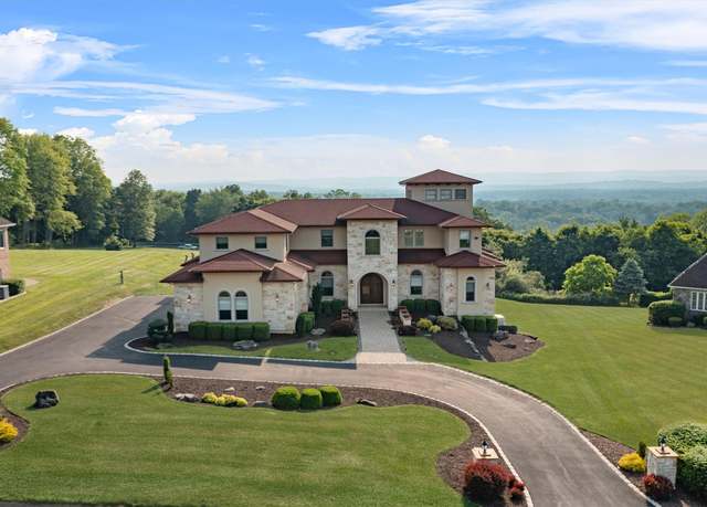 Property at 18 Carmel Hts, Wappingers Falls, NY 12590, 4 beds, 5 baths