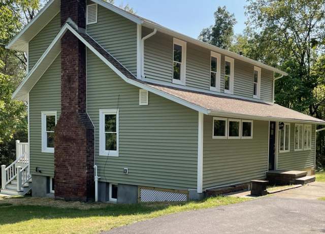 Property at 14 Waters Pvt Dr, Stone Ridge, NY 12484, 2 beds, 2 baths