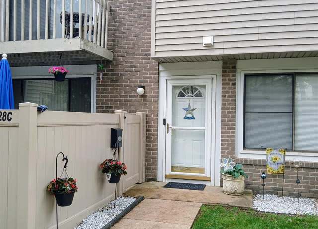 Property at 228 Springmeadow Dr Unit C, Holbrook, NY 11741, 2 beds, 1.5 baths