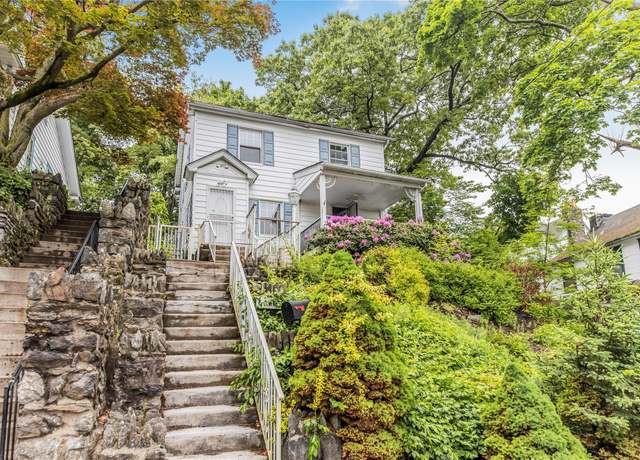Property at 6 Arden Pl, Yonkers, NY 10701, 3 beds, 1.5 baths