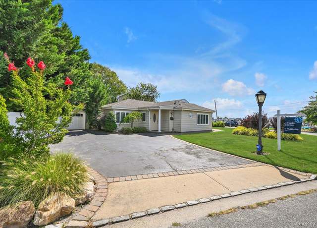 Property at 2 Adam Rd W, Massapequa, NY 11758, 3 beds, 2 baths
