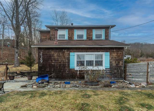 Property at 229 Skidmore Rd, Pleasant Valley, NY 12569, 3 beds, 1.5 baths