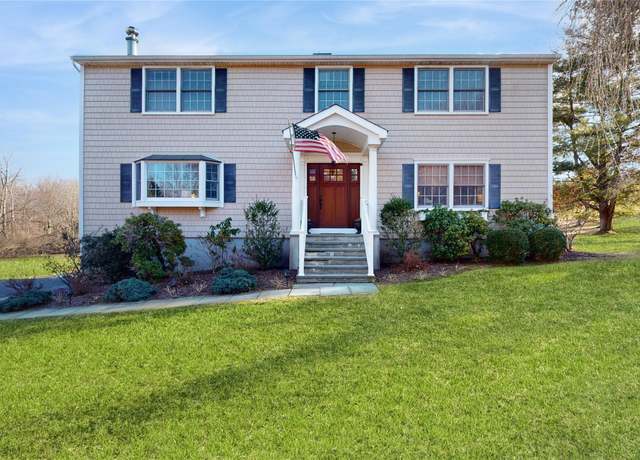 Property at 33 Ridgebury Rd, Brewster, NY 10509, 4 beds, 2.5 baths