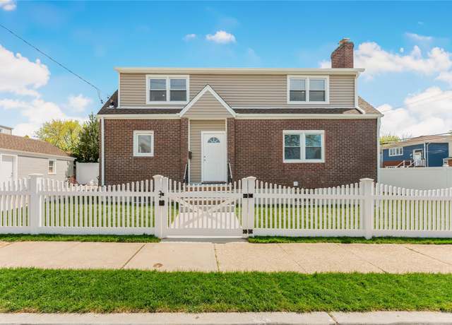 Property at 129 Terrace Ave, Elmont, NY 11003, 5 beds, 2 baths