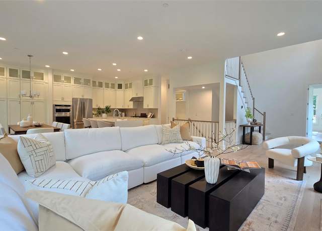 Property at 8 Marker Rdg #4, Irvington, NY 10533, 3 beds, 4.5 baths