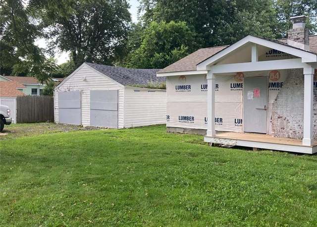 Property at 4 Cornell Rd, East Patchogue, NY 11772, 2 beds, 1 bath