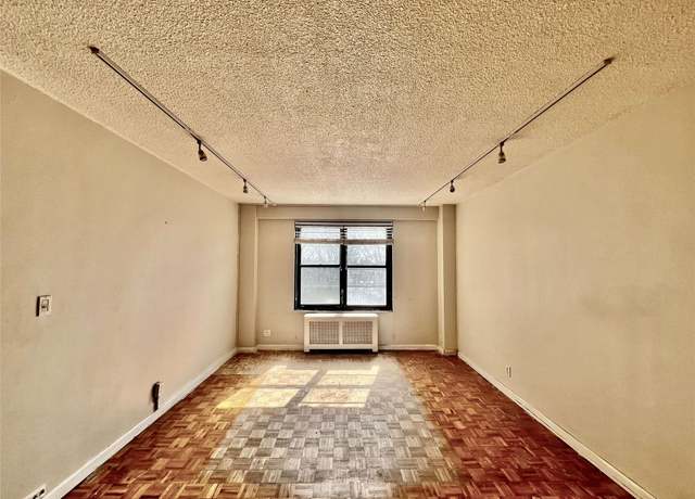 Property at 171 Pearsall Dr Unit 5C, Mount Vernon, NY 10552, 1 bed, 1 bath