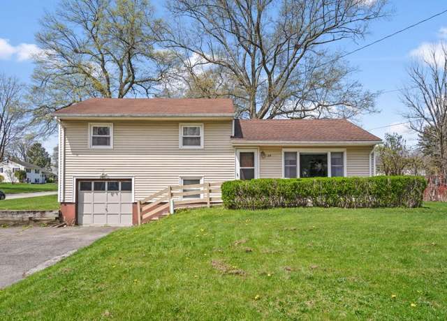 Property at 38 Windwood Dr, Newburgh, NY 12550, 3 beds, 1 bath
