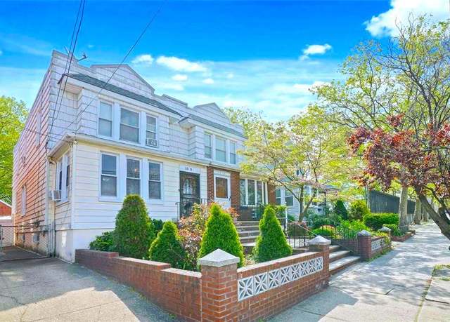 Property at 5911 Fresh Pond Rd, Maspeth, NY 11378, 3 beds, 2.5 baths