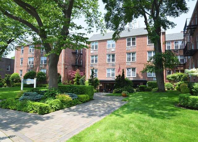 Property at 16 Main St Unit 3K, East Rockaway, NY 11518, 1 bed, 1 bath