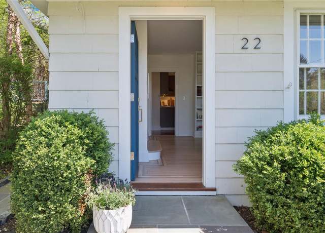 Property at 22 Bellair Dr, Dobbs Ferry, NY 10522, 4 beds, 2.5 baths