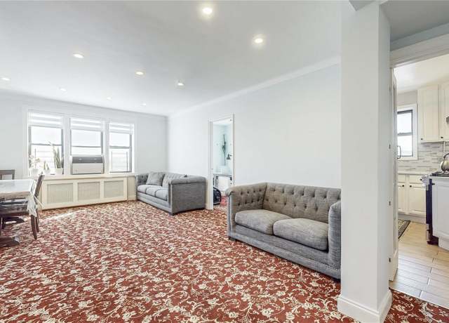 Property at 143-50 Hoover Ave #507, Briarwood, NY 11435, 2 beds, 2 baths