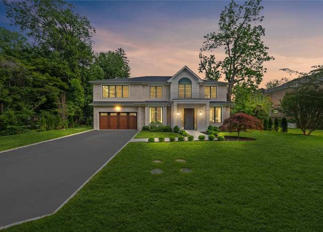 Property at 7 Mirrielees Rd, Great Neck, NY 11021, 7 beds, 7.5 baths