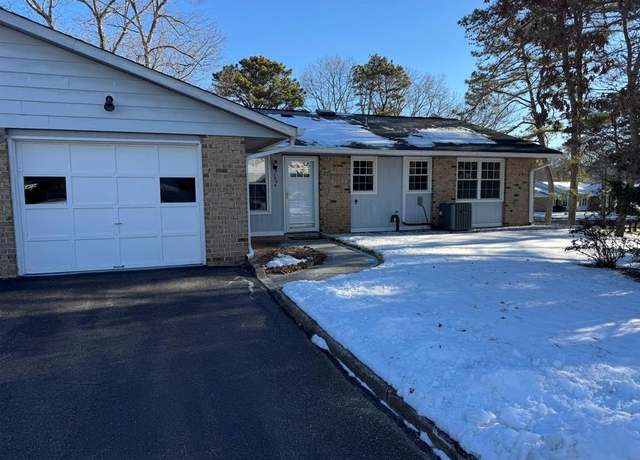 Property at 320 Woodbridge Dr Unit A, Ridge, NY 11961, 2 beds, 2 baths