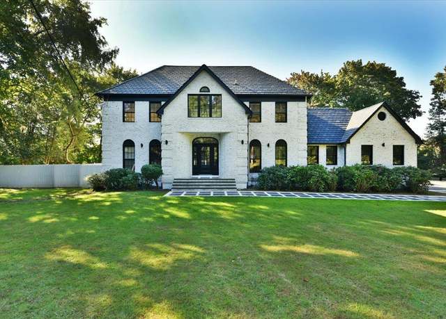 Property at 33 High Farms Rd, Glen Head, NY 11545, 6 beds, 5.5 baths