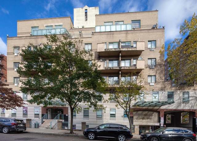 Property at 42-31 Colden St Unit R7A, Flushing, NY 11355, 3 beds, 3 baths