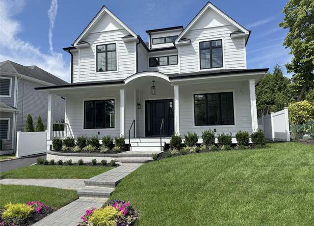 Property at 22 N Maryland Ave, Port Washington, NY 11050, 5 beds, 4.5 baths