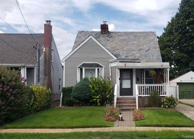 Property at 269 Windsor Pkwy, Hempstead, NY 11550, 3 beds, 1 bath