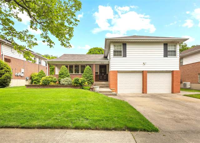 Property at 222-47 Garland Dr, Bayside, NY 11364, 3 beds, 3 baths