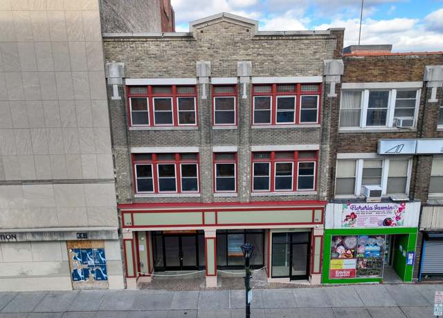 Property at 337 Main St, Poughkeepsie, NY 12601, 5 beds, 5 baths