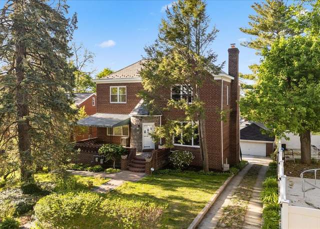 Property at 27 Pershing Ave Ave, Yonkers, NY 10705, 5 beds, 4 baths