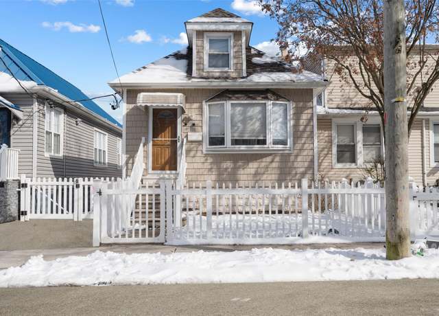 Property at 660 Clarence Ave, Bronx, NY 10465, 4 beds, 2 baths