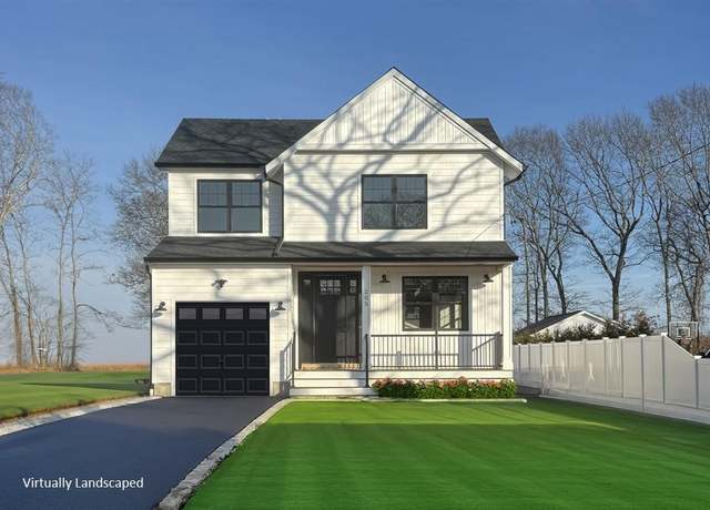 Property at 205 Pine St, East Moriches, NY 11940, 4 beds, 2.5 baths