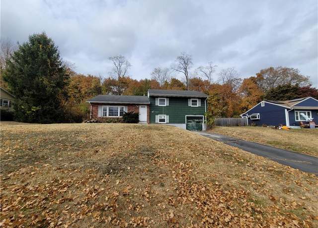 Property at 67 Harth Dr, New Windsor, NY 12553, 3 beds, 1.5 baths