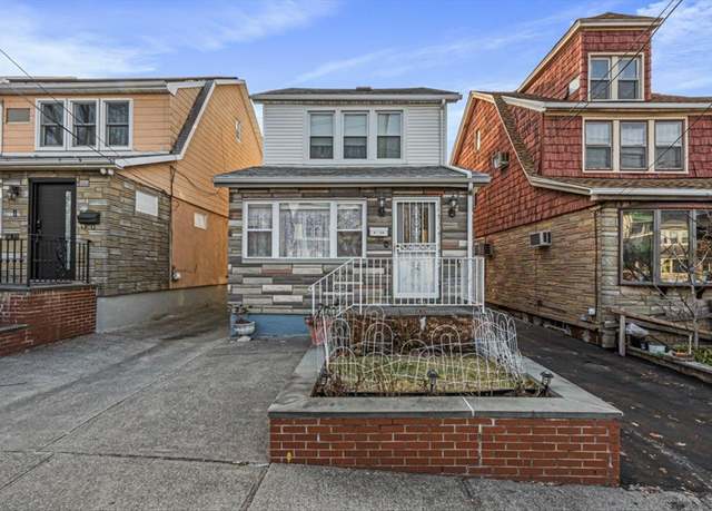 Property at 59-20 Parsons Blvd, Flushing, NY 11365, 4 beds, 2 baths