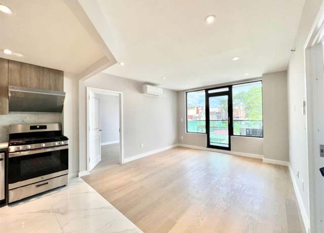 Property at 32-58 105th St Unit 4G, East Elmhurst, NY 11369, 2 beds, 2 baths