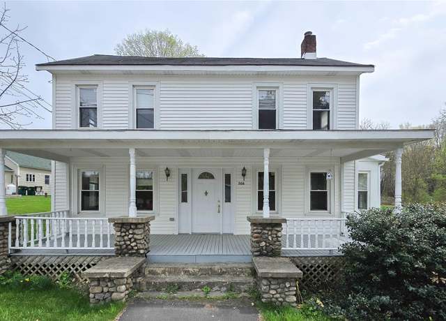 Property at 708 Burlingham Rd, Pine Bush, NY 12566, 4 beds, 2.5 baths