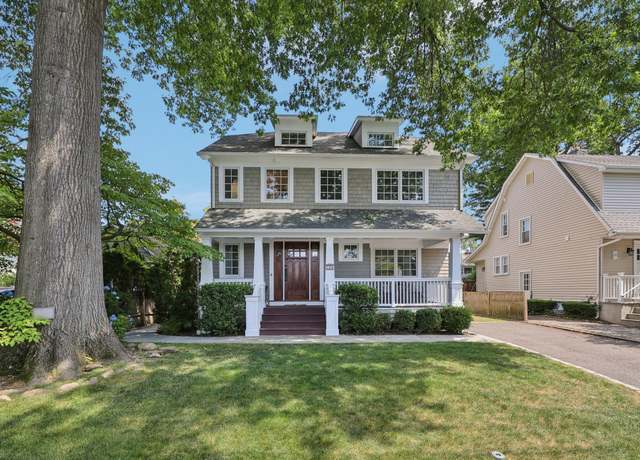 Property at 180 Bell Rd, Scarsdale, NY 10583, 5 beds, 3.5 baths