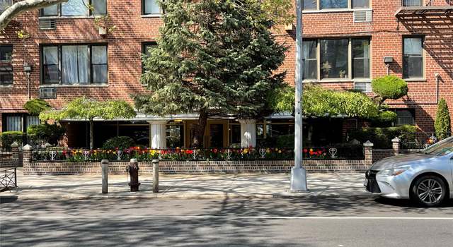 Photo of 415 Beverly Rd Unit 1J, Brooklyn, NY 11218