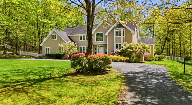 Photo of 26 Autumn Ridge Rd, Pound Ridge, NY 10576