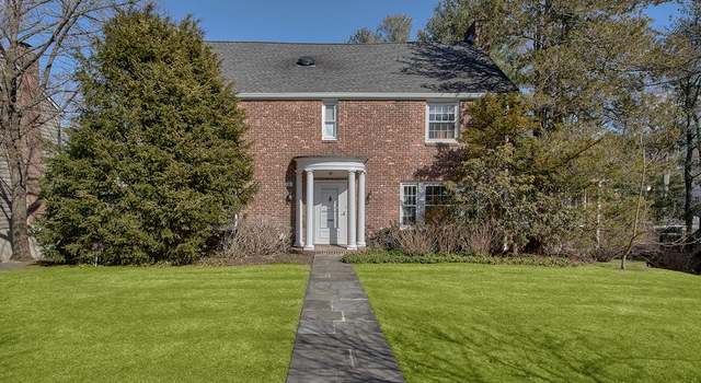 Photo of 10 Richbell Rd, White Plains, NY 10605