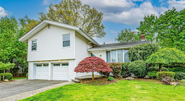 Photo of 3 Fall Ln, Jericho, NY 11753