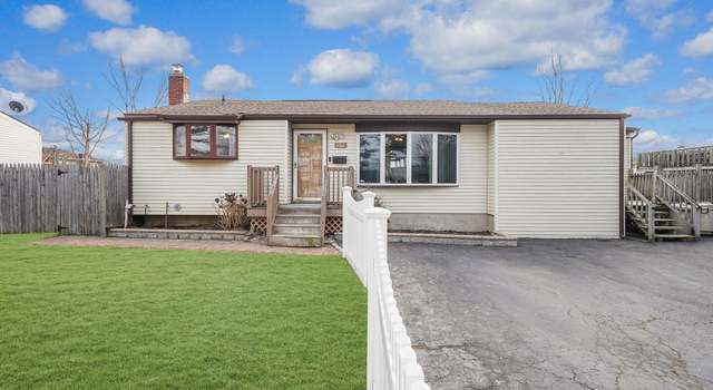 Photo of 182 Alkier St, Brentwood, NY 11717