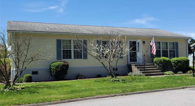 Photo of 70 Kens Way, Hyde Park, NY 12538