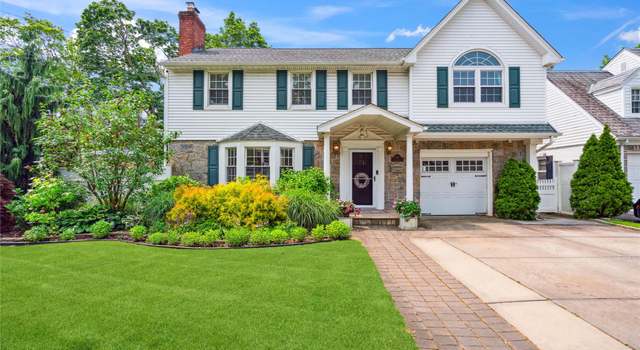 Property at 10 Atlas Ave, Malverne, NY 11565, 4 beds, 2.5 baths