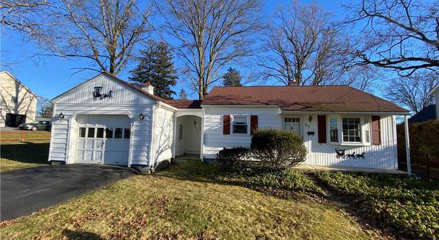 Photo of 268-270 Cottage St, Middletown, NY 10940