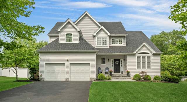 Photo of 3 Vista Dr, Baldwin Place, NY 10505