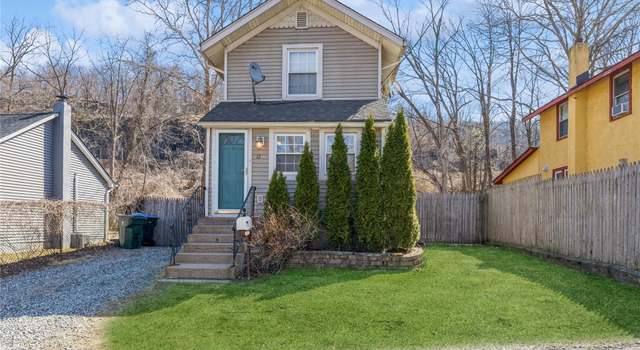 Photo of 12 River Rd, Tuxedo Park, NY 10987