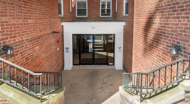 Photo of 1 Hawley Ter Unit 4D, Yonkers, NY 10701