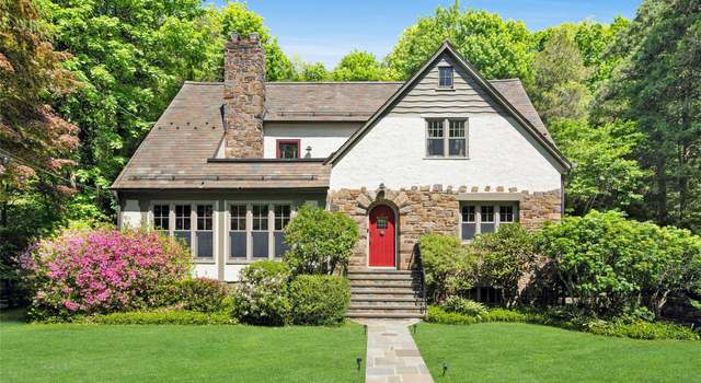 Photo of 15 Woodfield Rd, Briarcliff Manor, NY 10510