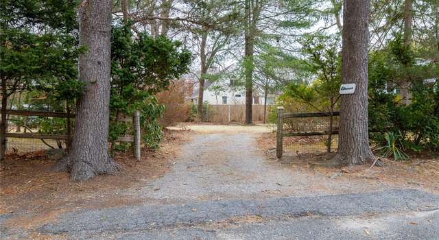 Photo of 11 Bellport Rd, Sound Beach, NY 11789