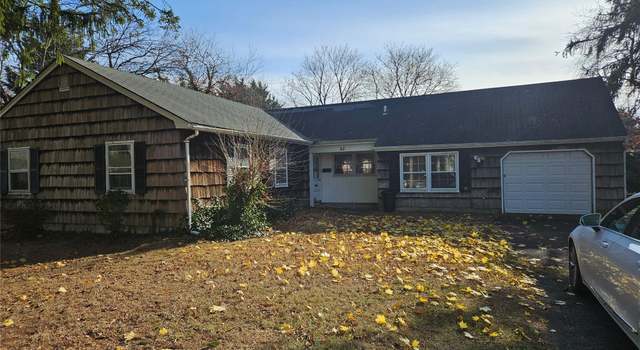 Photo of 50 7th St, Saint James, NY 11780