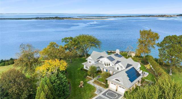 Photo of 108 Van Brunt Manor Rd, Setauket, NY 11733