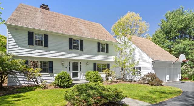 Photo of 3 Sunset Dr, Chappaqua, NY 10514