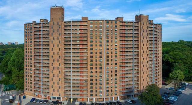Photo of 90-50 Union Tpke Unit 18L, Glendale, NY 11385