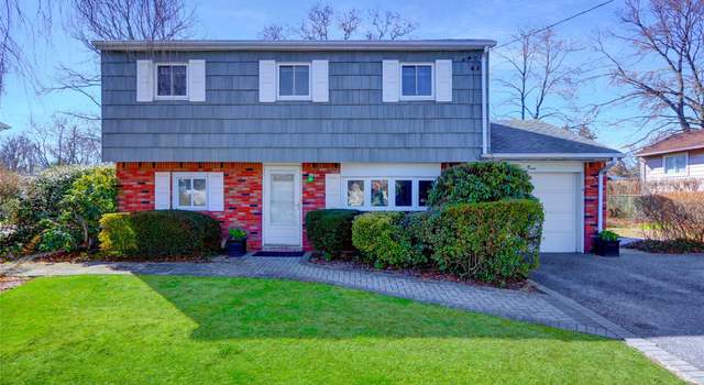 Photo of 3 Ontario St, Port Jefferson Station, NY 11776